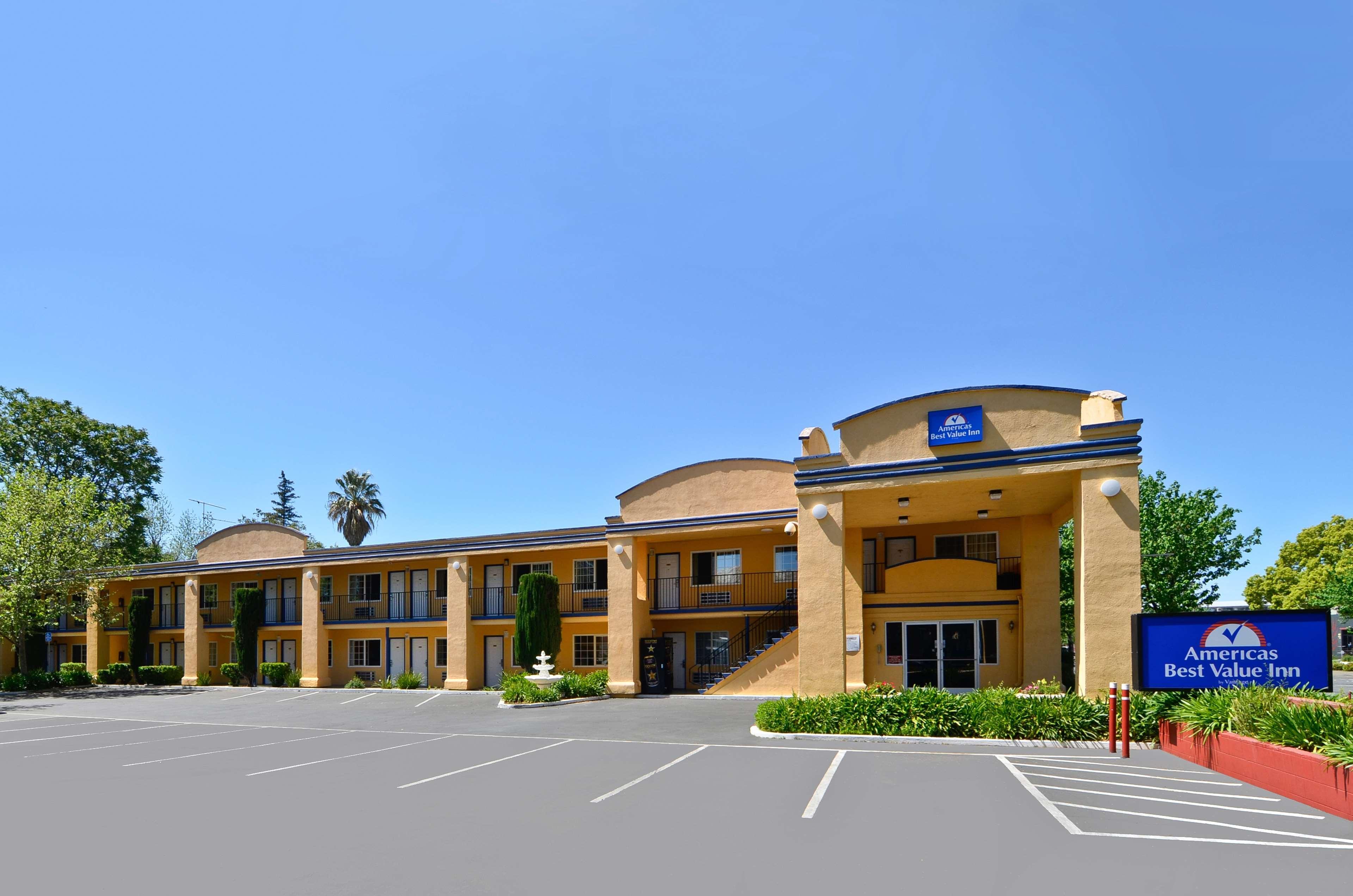 Americas Best Value Inn - Chico Exterior foto
